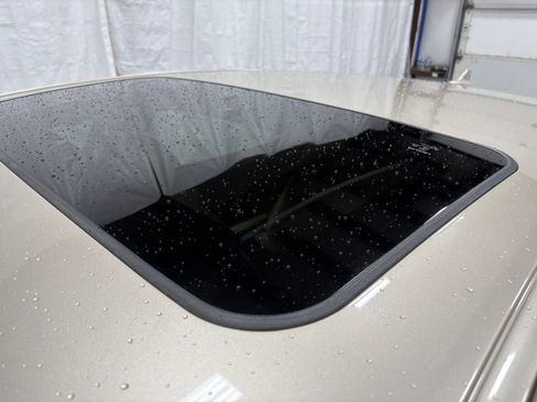 Used 2014 Lexus ES 350 w/ Luxury Package FWD image 40