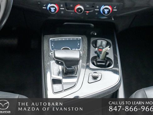 Used 2017 Audi Q7 3.0T Premium Plus w/ Premium Plus Package AWD/4WD image 33