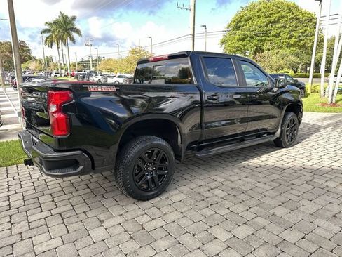 Used 2024 Chevrolet Silverado 1500 LT Trail Boss w/ LT Trail Boss Premium Package AWD/4WD image 38