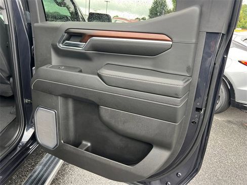 Used 2024 GMC Sierra 1500 Denali w/ Denali Reserve Package image 16