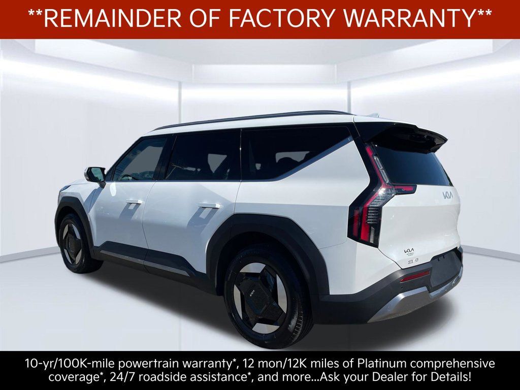 Certified 2024 Kia EV9 Wind AWD/4WD image 4
