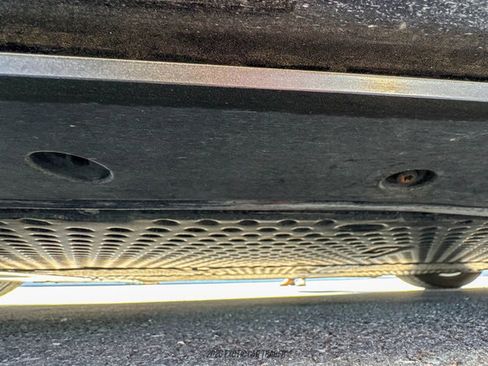 Used 2005 Ford GT image 85