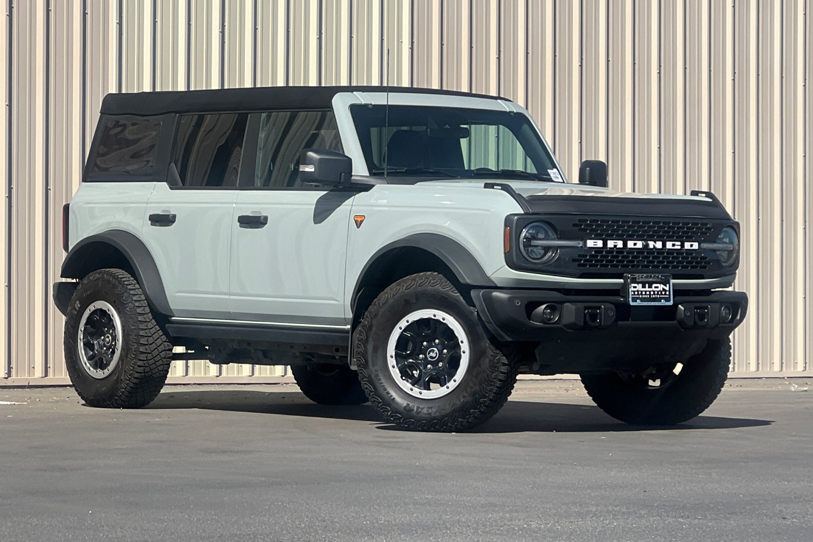 Used 2023 Ford Bronco Badlands AWD/4WD image 2