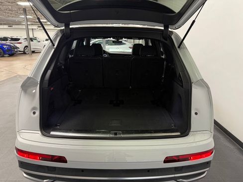 Used 2021 Audi Q7 2.0T Premium Plus w/ Executive Package AWD/4WD image 17