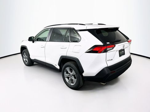 Used 2025 Toyota RAV4 XLE image 5