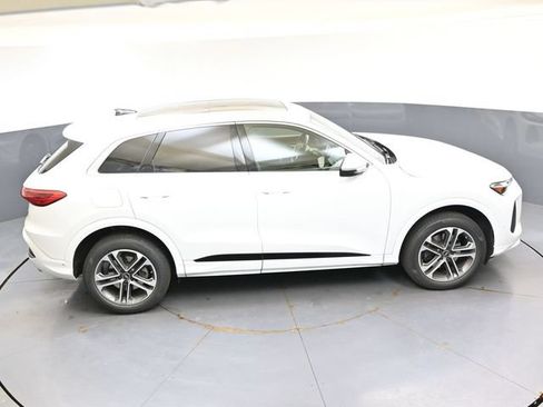 Used 2025 Audi Q5 Premium w/ Convenience Package AWD/4WD image 42