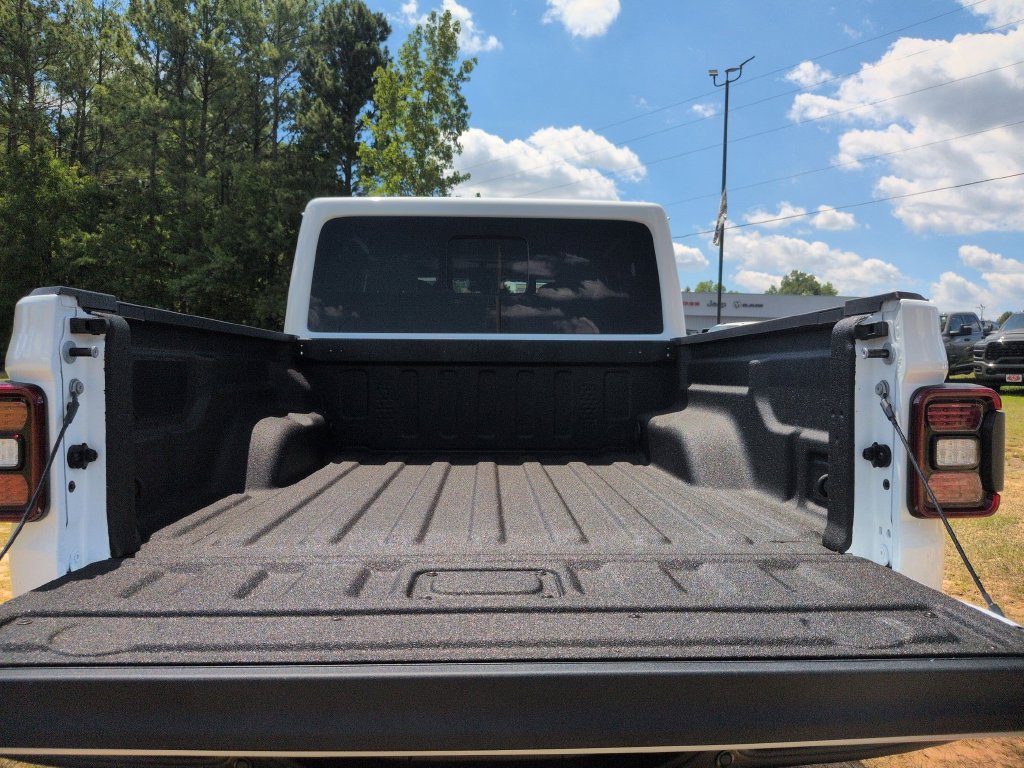 New 2026 Jeep Gladiator Mojave AWD/4WD image 31