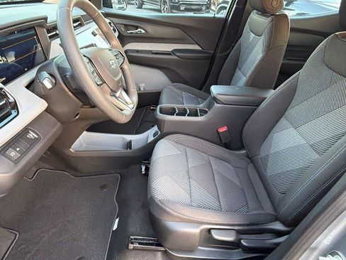 New 2027 Chevrolet Bolt LT FWD image 4