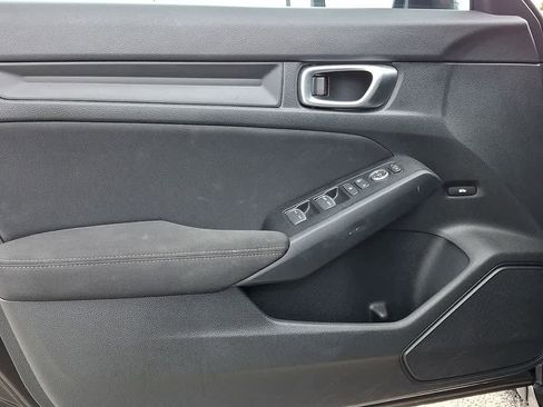 Used 2024 Honda Civic Sport image 11