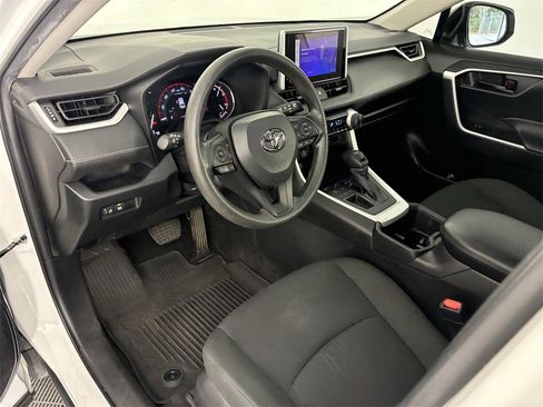 Used 2023 Toyota RAV4 LE image 11