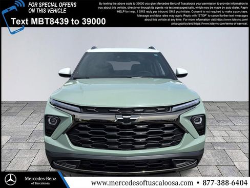 Used 2025 Chevrolet TrailBlazer ACTIV w/ Convenience Package AWD/4WD image 2