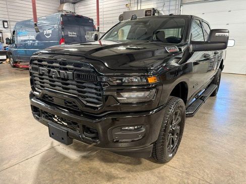 Used 2025 RAM 2500 Big Horn AWD/4WD image 39