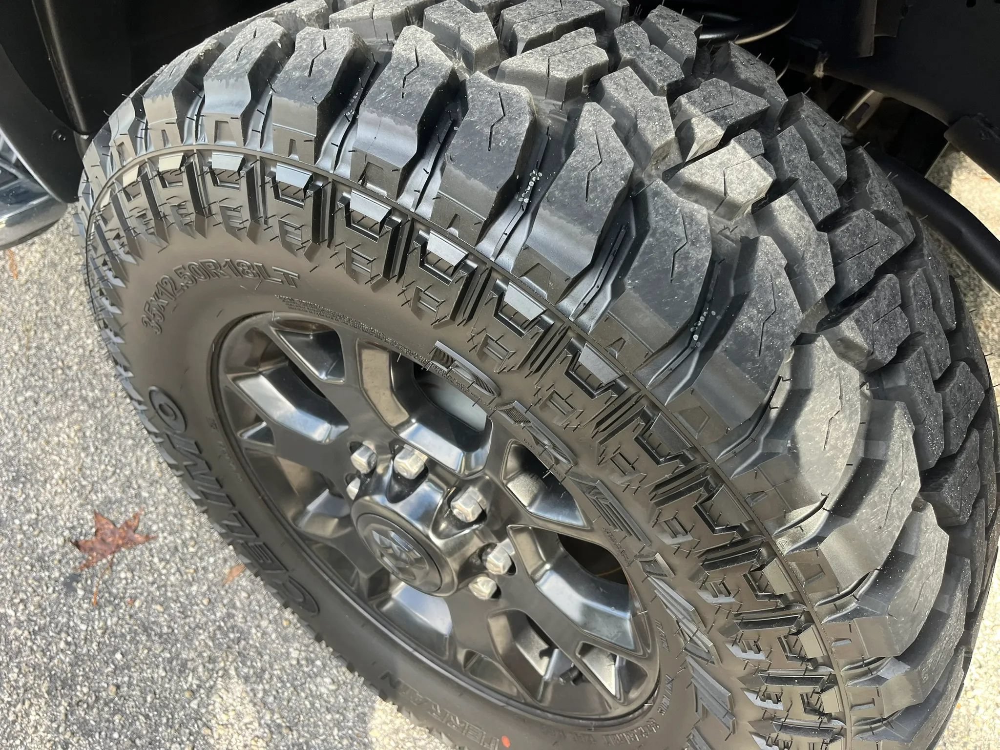 Used 2024 RAM 2500 Big Horn AWD/4WD image 10