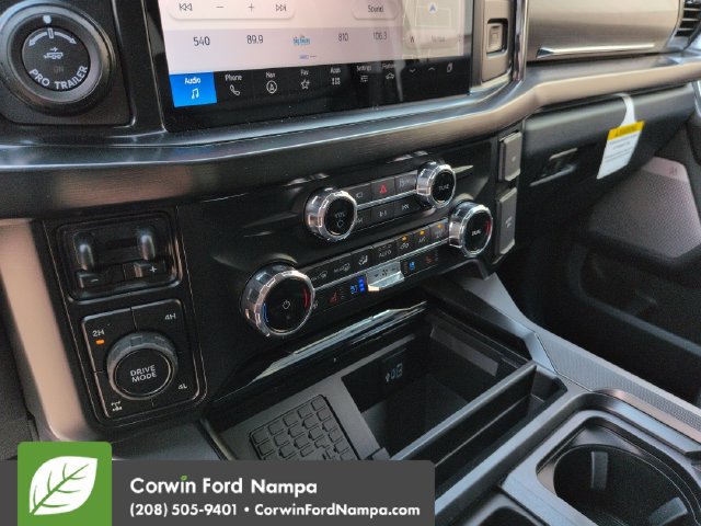 New 2026 Ford F350 Lariat w/ Black Appearance Package AWD/4WD image 17