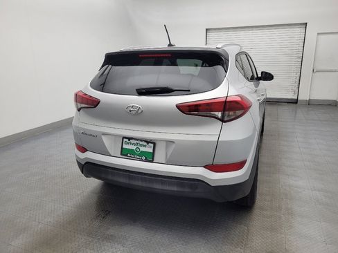 Used 2017 Hyundai Tucson SE image 7