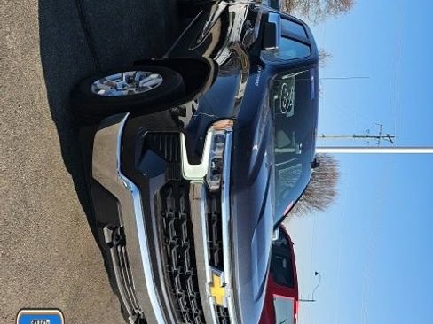 Used 2023 Chevrolet Silverado 1500 LT image 1