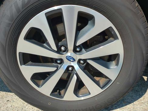Certified 2023 Subaru Outback Premium AWD/4WD image 11