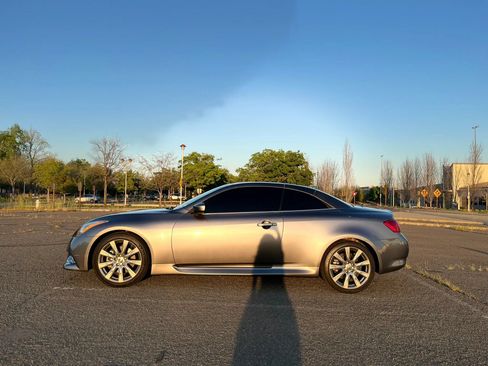 Used 2010 INFINITI G37 Anniversary Edition RWD image 17