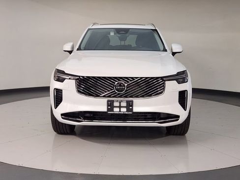 New 2025 Volvo XC90 B6 Plus w/ Protection Package Premier image 9