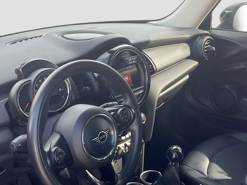 Used 2019 MINI Cooper 2-Door Hardtop FWD image 9