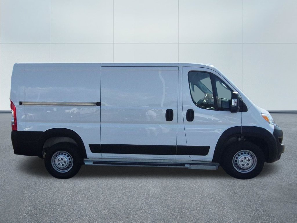 Used 2025 RAM ProMaster 2500 w/ U-Haul Equipment Group FWD image 7