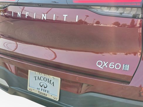 New 2026 INFINITI QX60 Luxe w/ Cargo Package AWD/4WD image 32