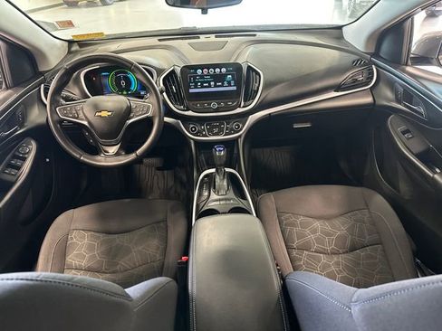 Used 2017 Chevrolet Volt LT w/ Comfort Package image 15
