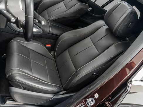 Used 2023 Mercedes-Benz Maybach GLS 600 4MATIC image 24