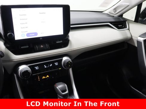 Used 2024 Toyota RAV4 Limited image 16