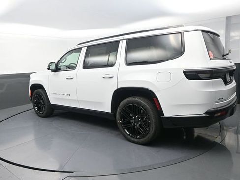 New 2026 Jeep Grand Wagoneer Limited AWD/4WD image 7