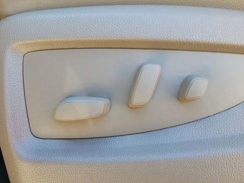 Used 2017 GMC Sierra 1500 SLT w/ SLT Premium Package image 18