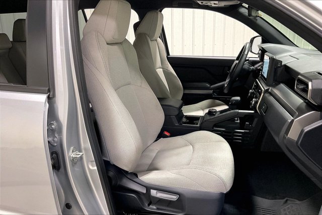 Certified 2025 Toyota 4Runner SR5 AWD/4WD image 8