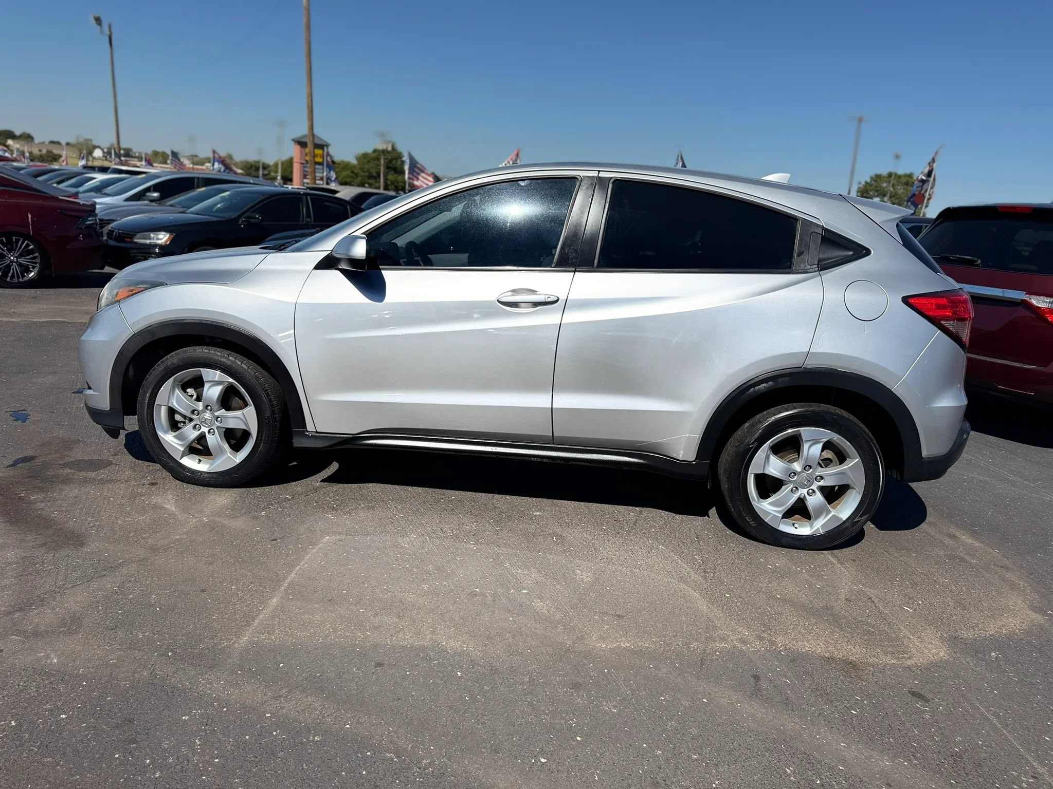 Used 2016 Honda HR-V LX image 6