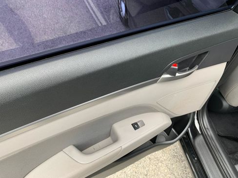 Used 2020 Hyundai Elantra SEL w/ Cargo Package (C1) FWD image 27