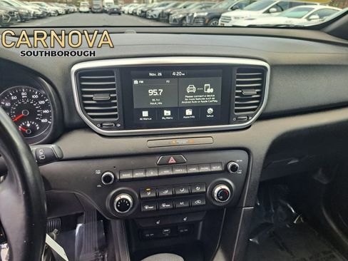 Used 2021 Kia Sportage S image 28
