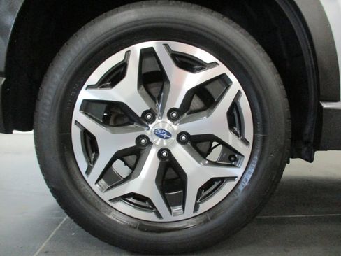 Used 2022 Subaru Forester Premium image 28