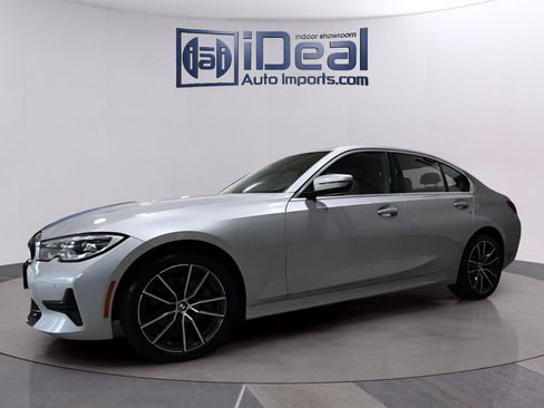 Used 2019 BMW 330i xDrive Sedan w/ Convenience Package AWD/4WD image 1