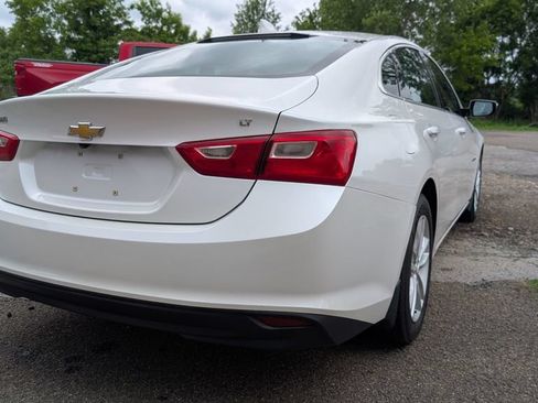 Used 2018 Chevrolet Malibu LT FWD image 23