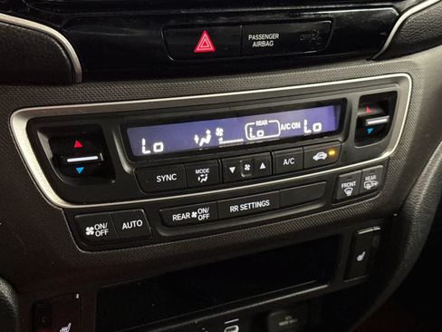 Used 2025 Honda Ridgeline TrailSport image 22