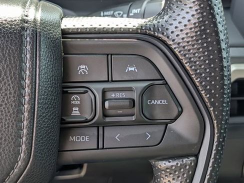 Used 2025 Toyota Tacoma SR5 AWD/4WD image 13