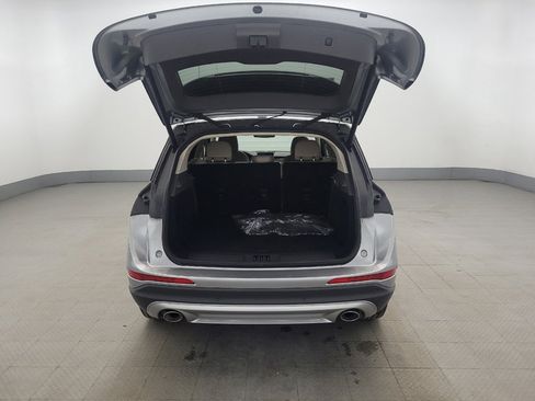 Used 2022 Lincoln Corsair AWD w/ Equipment Group 101A image 29