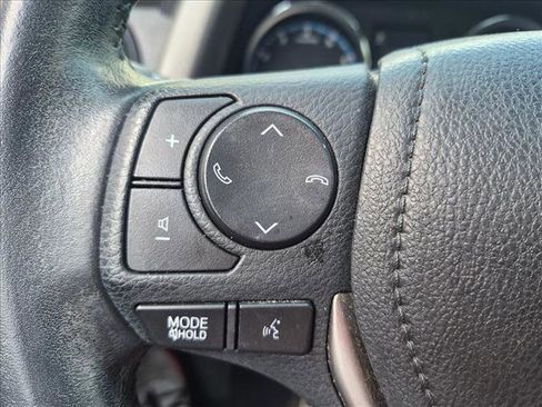 Used 2017 Toyota RAV4 Limited image 12