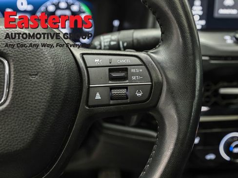 Used 2025 Honda Accord Sport image 16