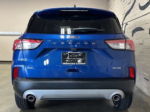 Used 2022 Ford Escape SEL w/ Equipment Group 302A AWD/4WD image 7