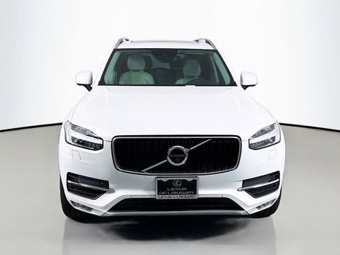 Used 2018 Volvo XC90 T6 Momentum w/ Convenience Package image 2