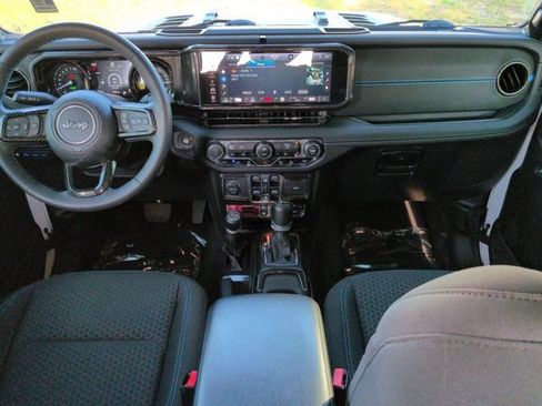 Used 2024 Jeep Wrangler Unlimited Rubicon 4xe w/ Safety Group AWD/4WD image 14
