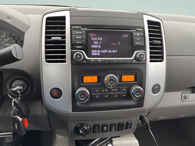 Used 2016 Nissan Frontier SV AWD/4WD image 10