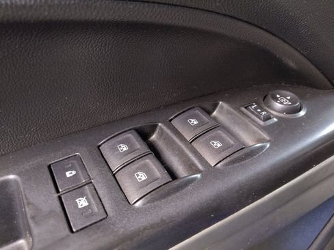 Used 2016 Chevrolet Colorado LT image 27