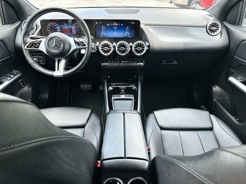 Used 2025 Mercedes-Benz GLA 250 4MATIC w/ Winter Package image 25