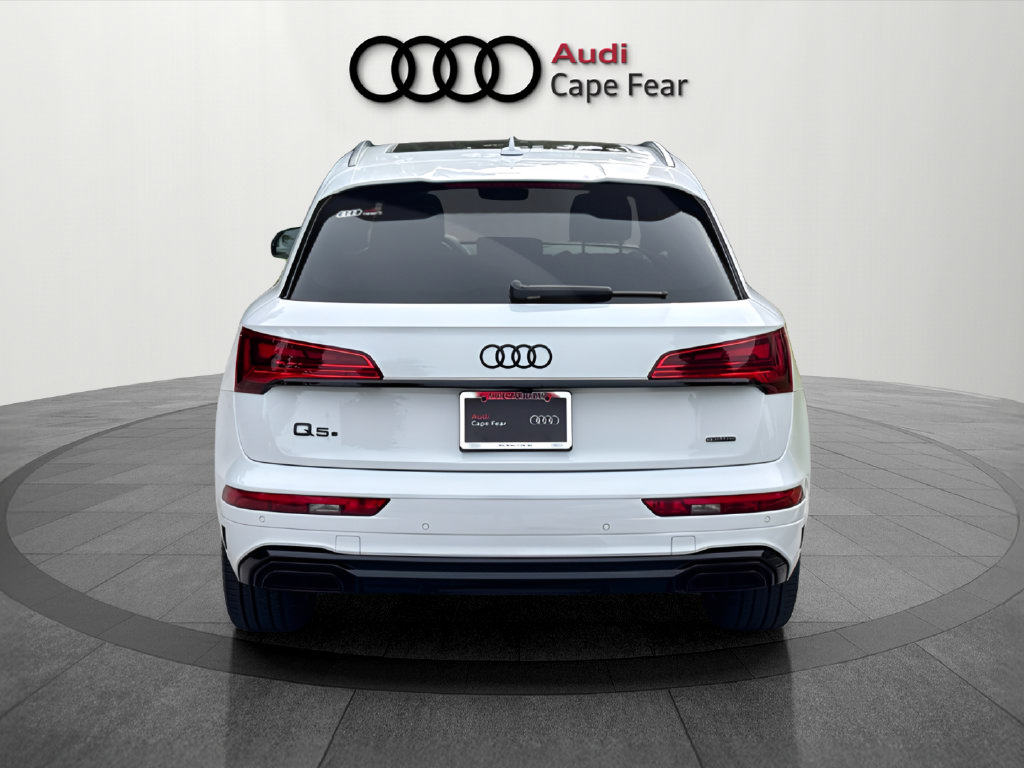 Used 2024 Audi Q5 e Premium Plus w/ Premium Plus Package AWD/4WD image 5